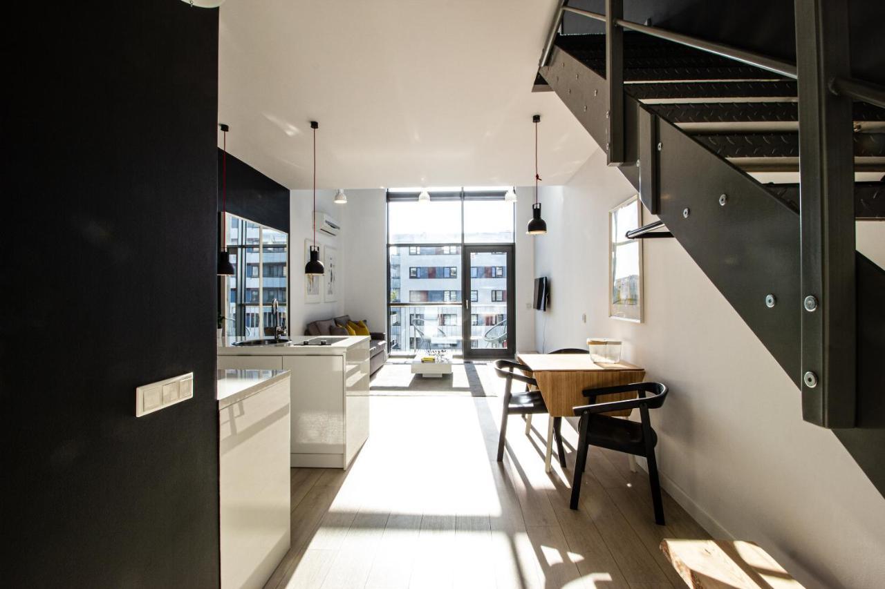 Qbik Loft Modern Apartment Varsóvia Exterior foto